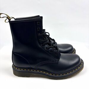 Dr Martens 1460 Black Smooth Leather Boots Women’s Size 8 NWT